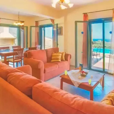 Dora Villa Mousata