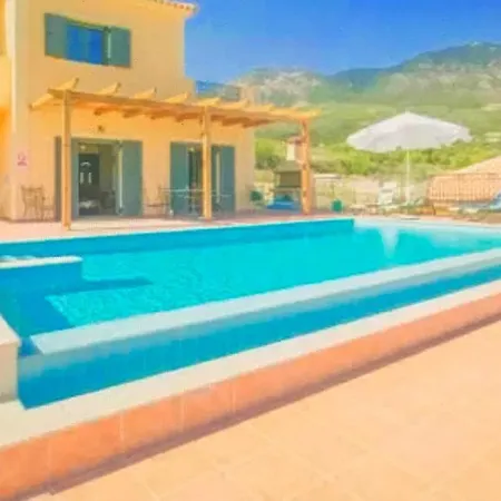 Villa Dora Mousata