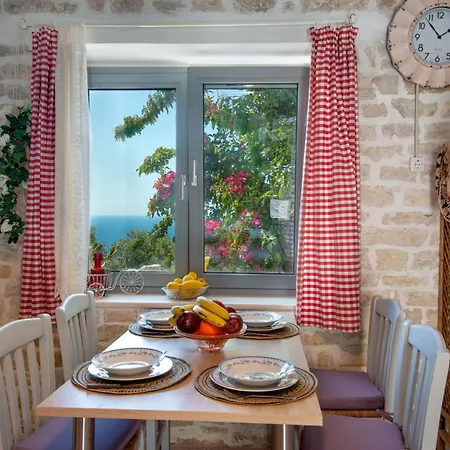 Dora Holiday home
