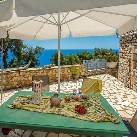 Holiday home Dora *